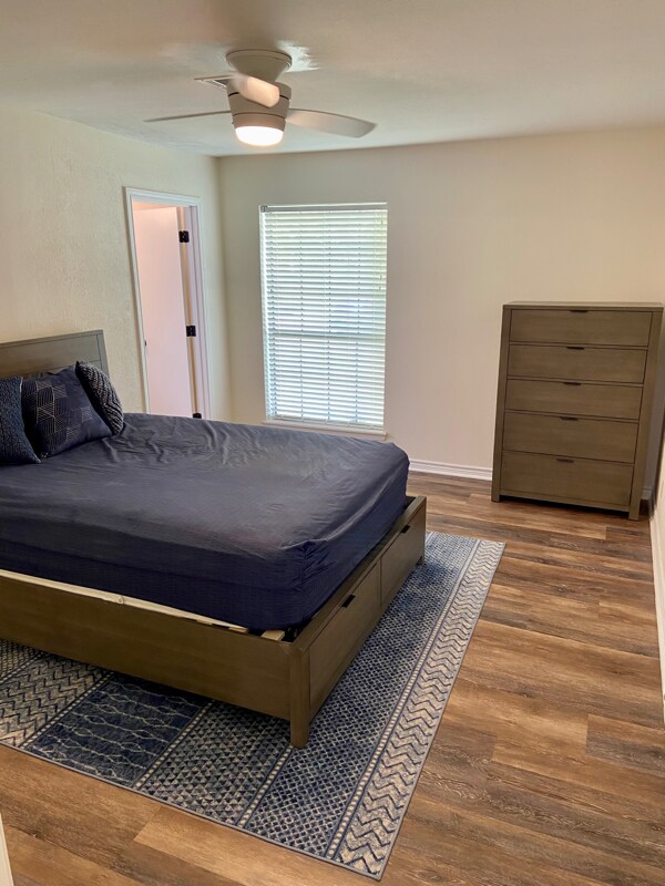 Building Photo - 1413 Windcrest St