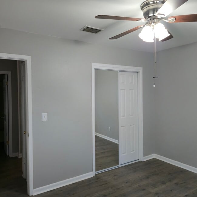 Building Photo - 75 7th St