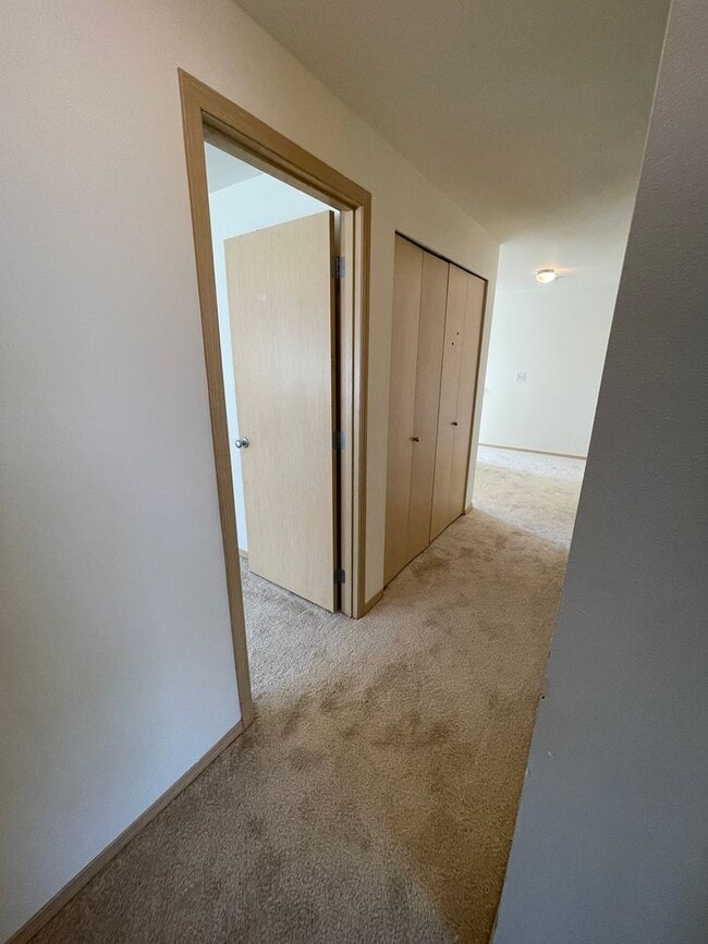 Building Photo - 4Bd/3Ba Bothell Home