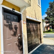 Building Photo - 10075 GATE N Pky