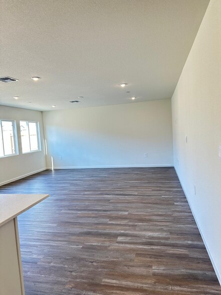 Building Photo - 18433 Orilla St