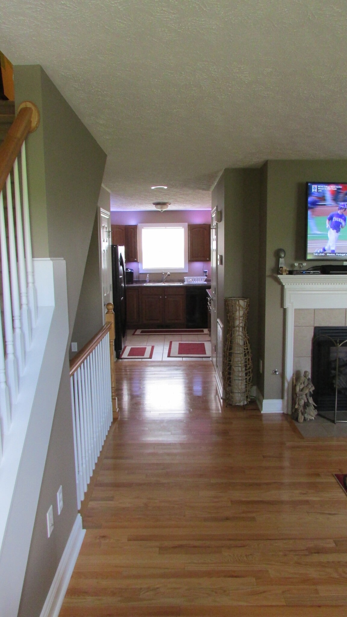 Building Photo - 720 Oaktree Blvd