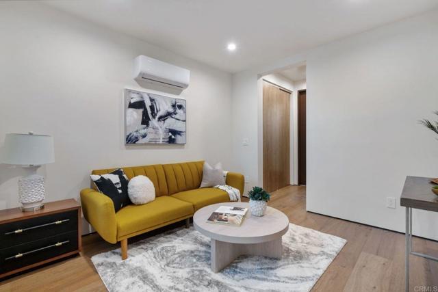 Building Photo - 5610 Bellevue Ave