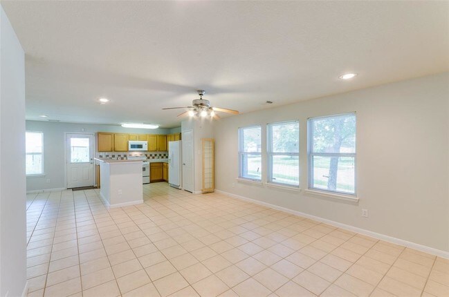 Building Photo - 3302 Legends Landing Dr