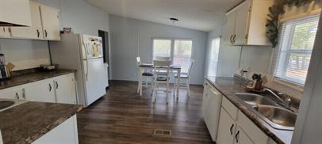 Building Photo - Prattville Mobile Home