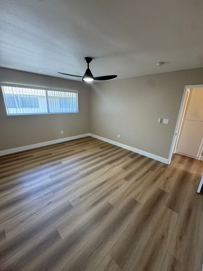 Building Photo - 7302 Elk Cir