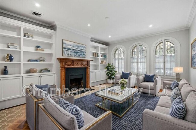 Building Photo - 2355 Ashmead Pl NW