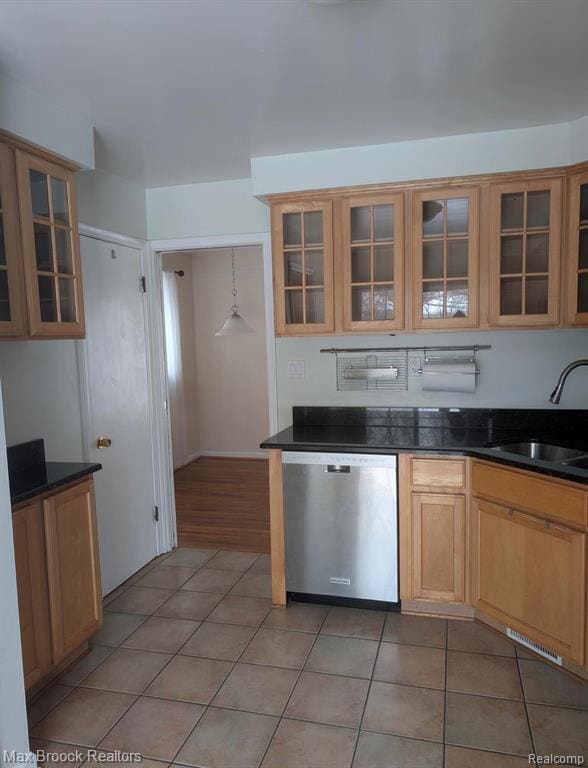 Building Photo - 1619 Poplar Ave