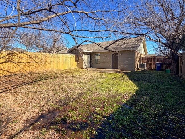 Building Photo - Charming 2 Bed, 1.5 Bath home in Keller