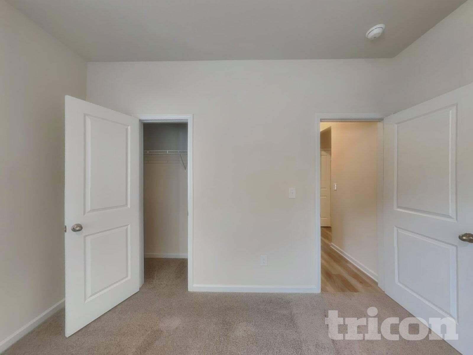Building Photo - 307 Oliver Dr