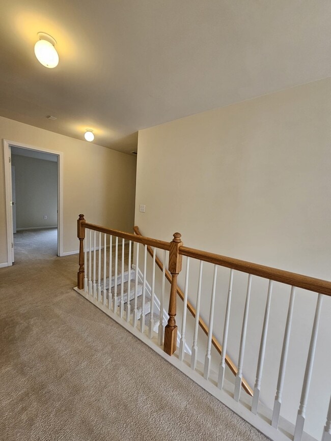 Building Photo - 111 Shairpin Ln