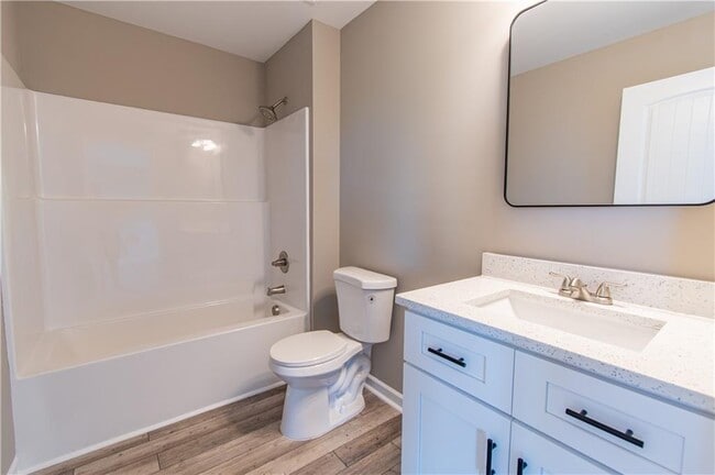 Building Photo - 115 Pinto Ln