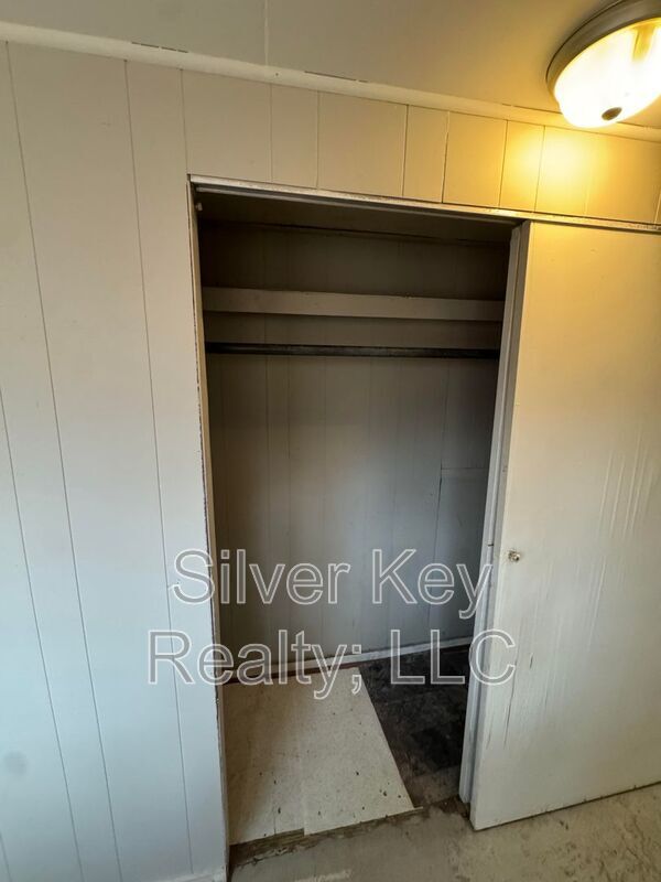 Building Photo - 703 Old Riceville Rd