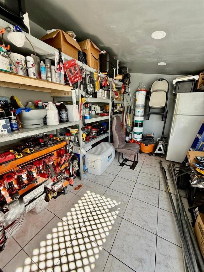 Building Photo - 5371 NW 200th Terrace