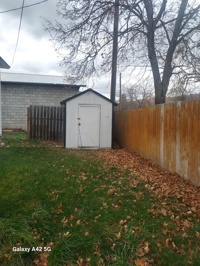 Building Photo - 735 W Bridger St