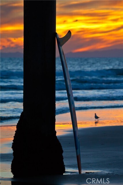 Building Photo - 206 Chicago Ave