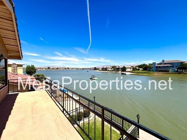 Building Photo - 18119 Pier Dr