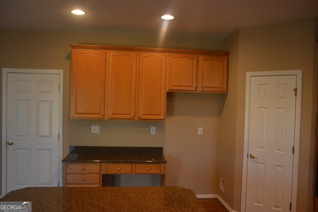 Building Photo - 7801 Waterlace Dr