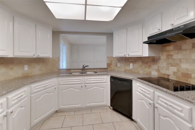 Building Photo - 16726 Britford