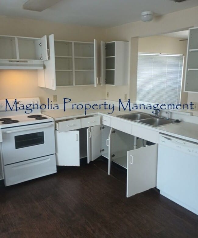 Building Photo - Sutton Ridge, near UCF or Valencia