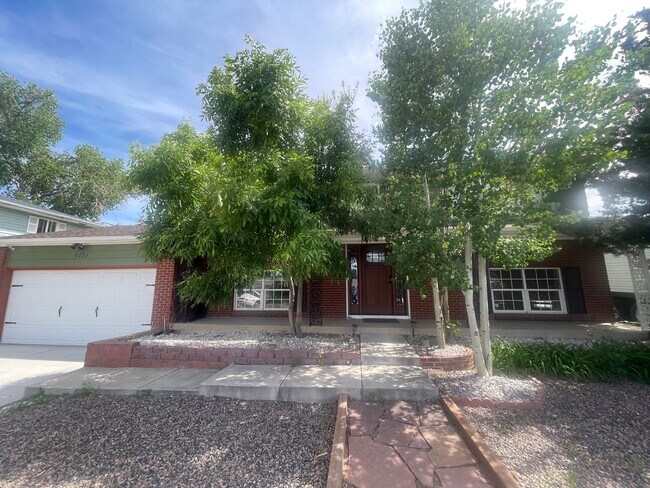 Building Photo - 6733 Galley Rd