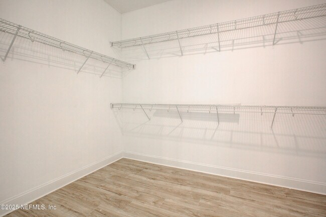 Building Photo - 174 Antilles Rd