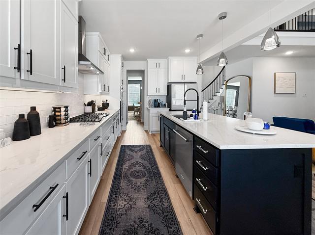 Building Photo - 1308 Redbrick Ln