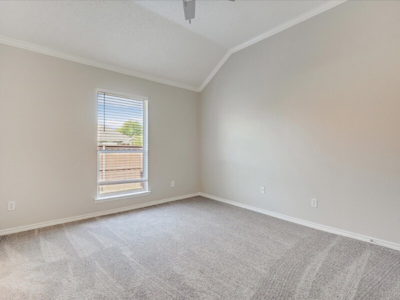 Building Photo - 5616 Petunia Dr