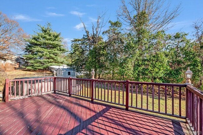 Building Photo - 93 Capital Dr