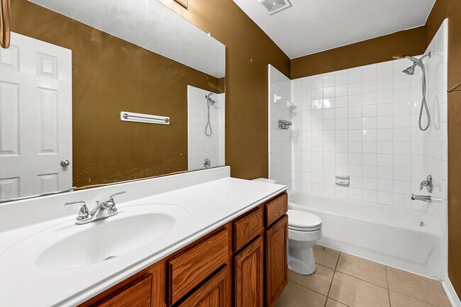 Building Photo - 16711 Moss Green Ct