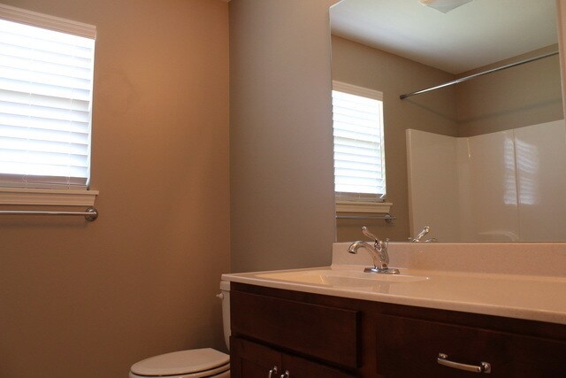 Building Photo - Beautiful 3 Bedroom, 2 Bath home for rent, short drive to Ft. Riley!