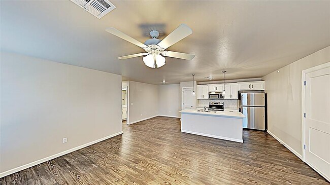 Building Photo - 5015 Avion Ct