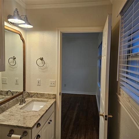 Building Photo - 307 N Bradley St