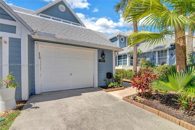 Building Photo - 203 Ocean Dunes Cir