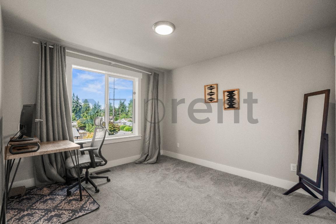 Building Photo - Unit A