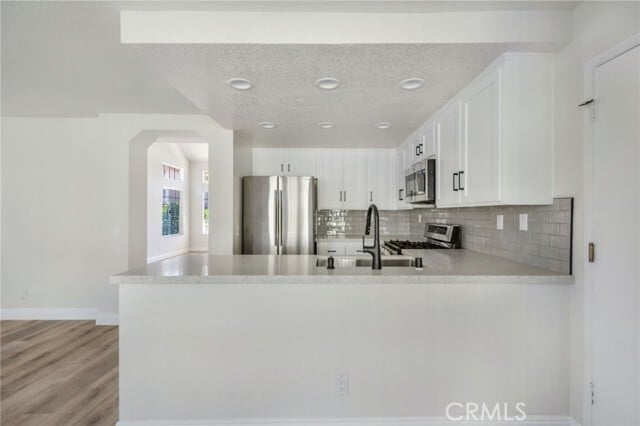 Building Photo - 24351 Kings View