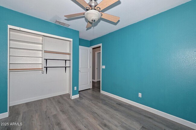Building Photo - 18203 N 85th Dr