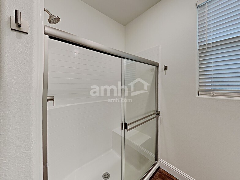 Building Photo - 5615 Lighting Hope Ct