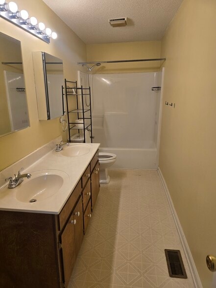 Bathroom - 884 Matthews Mill Pond Rd