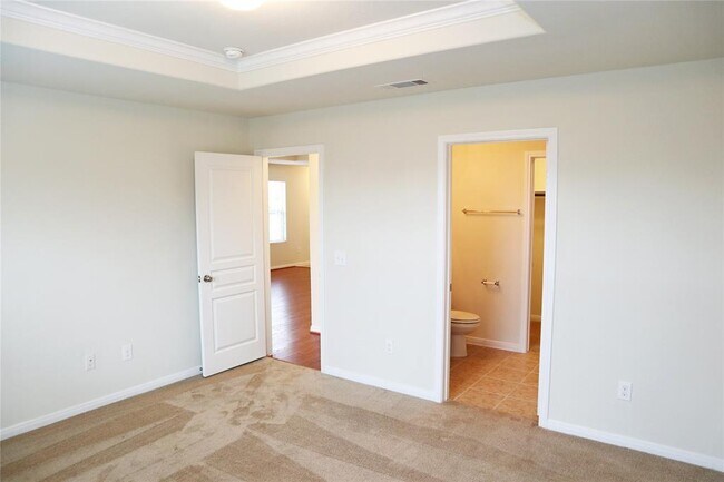Building Photo - 12323 Skyview Manor Dr