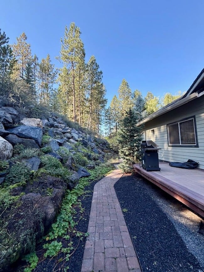 Building Photo - Charming Single-Level 3 BR Retreat in Shev...
