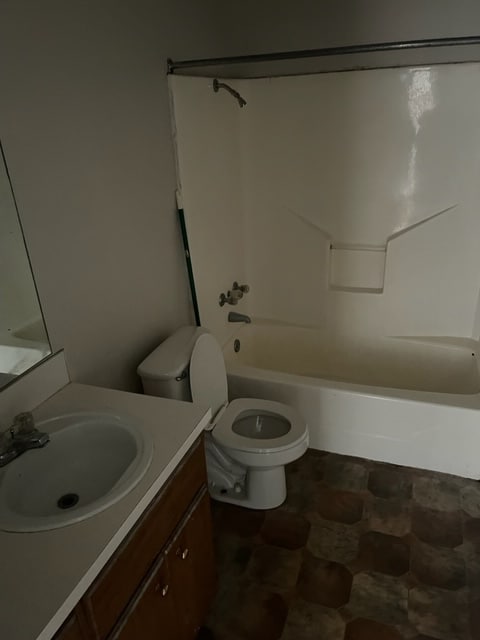 Building Photo - 317 E Lucy Ave