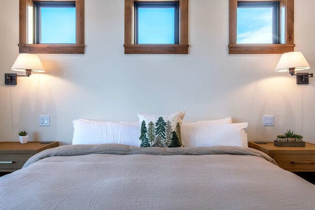 Building Photo - 339 Wild Cat Canyon Loop