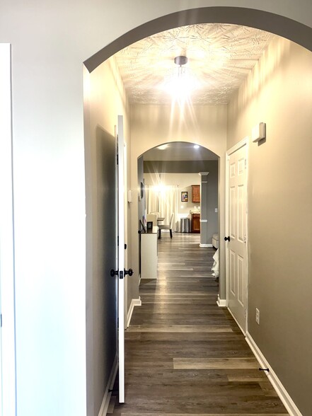 Building Photo - 1290 Adcox Square