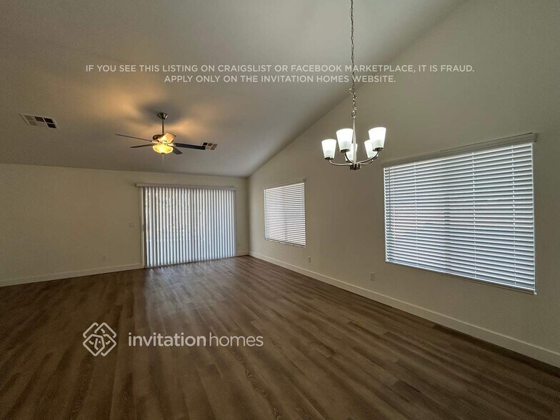 Building Photo - 15572 W Meade Ln