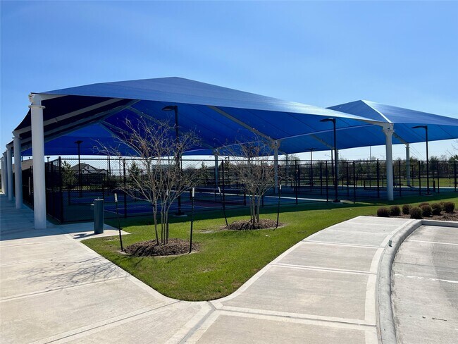 Building Photo - 10615 Summers Wy