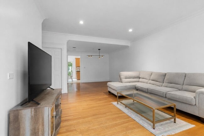 Building Photo - 9 Hackensack Plank Rd