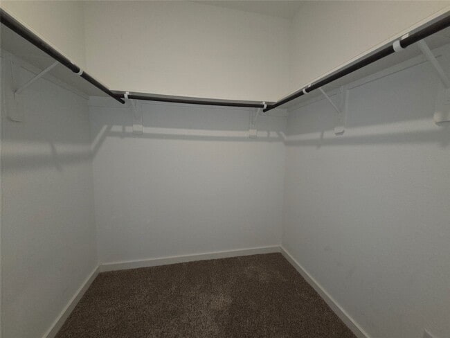 Building Photo - 9740 Grosbeak Ln