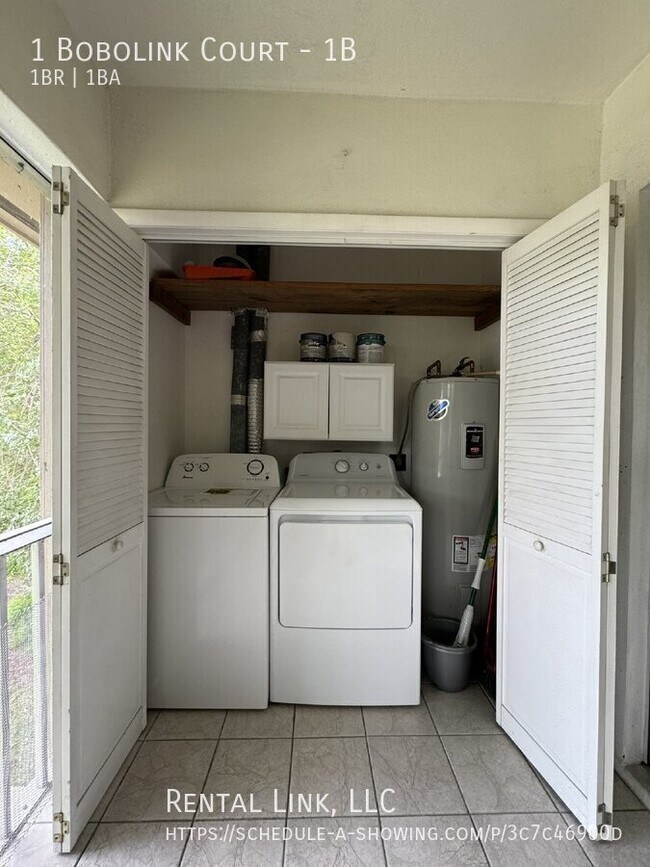 Building Photo - 1 Bobolink Ct