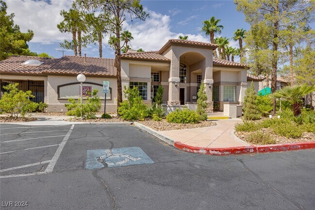 Building Photo - 75 N Valle Verde Dr